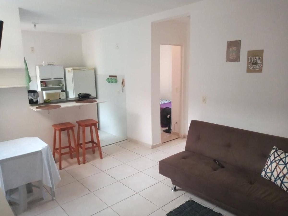 Condominio Encantador Com Estacionamento Vespasiano Exterior foto